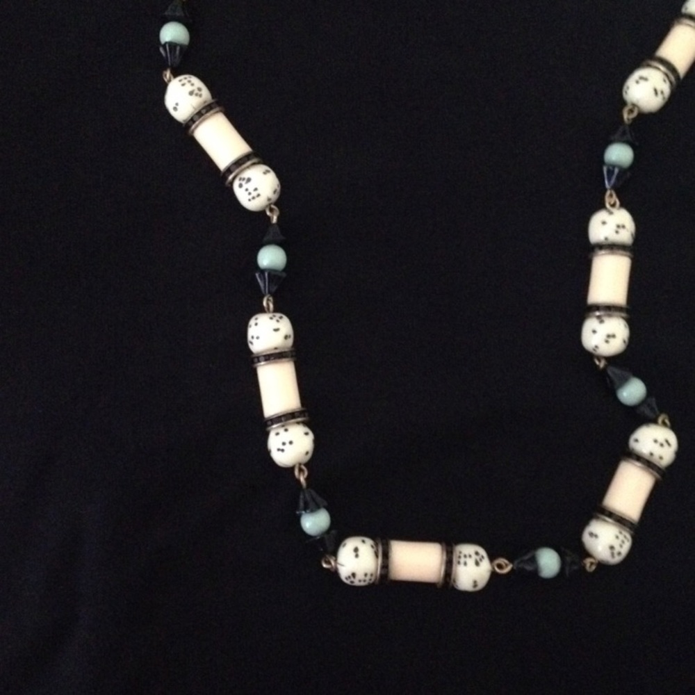 🌿HP🌱 J. Crew - Beaded Necklace in Mint Chip - Picture 5 of 5